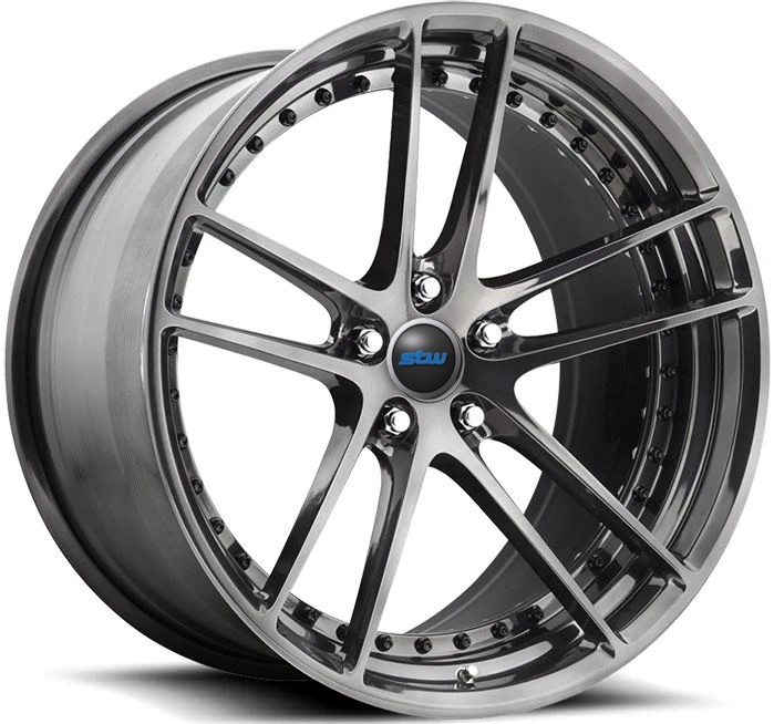 Gloss Black Customized Alloy Rims For Ferrari 458 / 21inch 2-Piece Forged Wheels 5x114.3